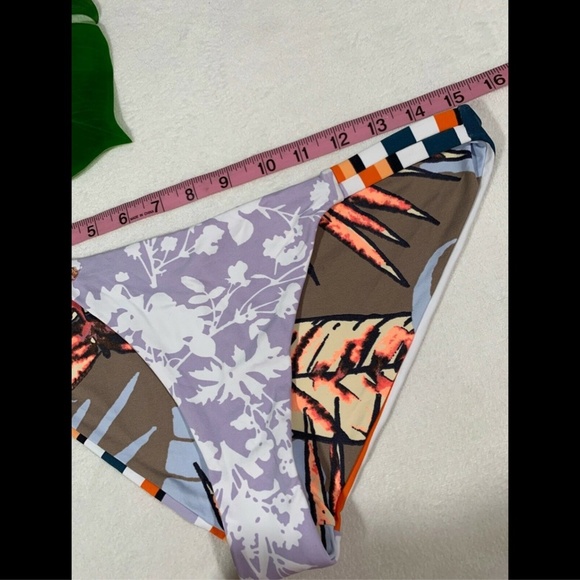 NEW $68 Maaji Scape of Love Reversible Bikini‎ Bottoms [SZ Large ] - Picture 4 of 8